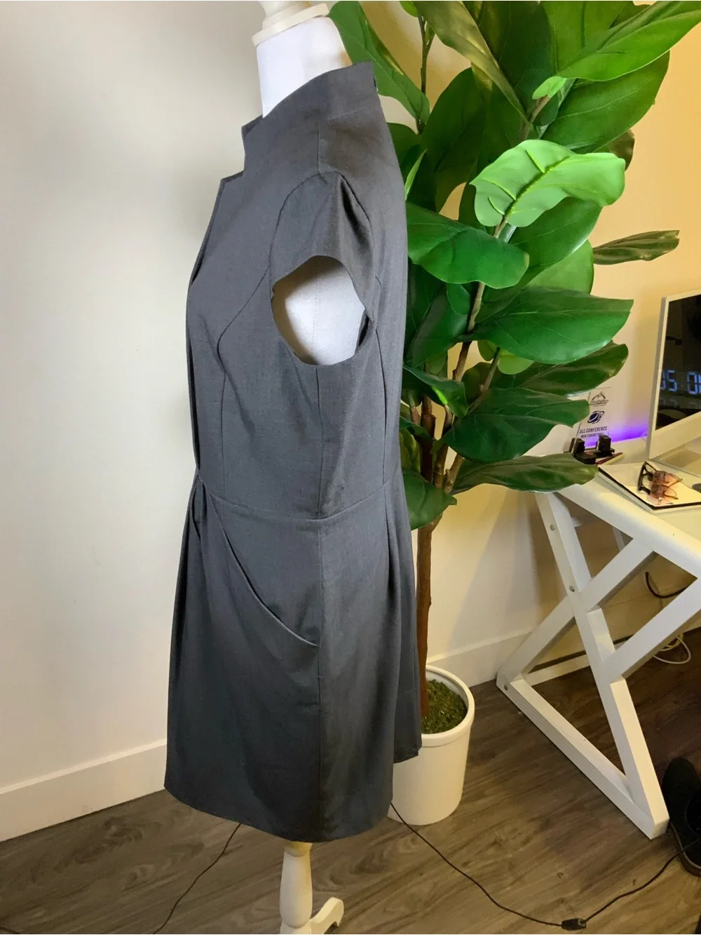 Calvin Klein Charcoal Gray Cap-Sleeve Midi Dress
